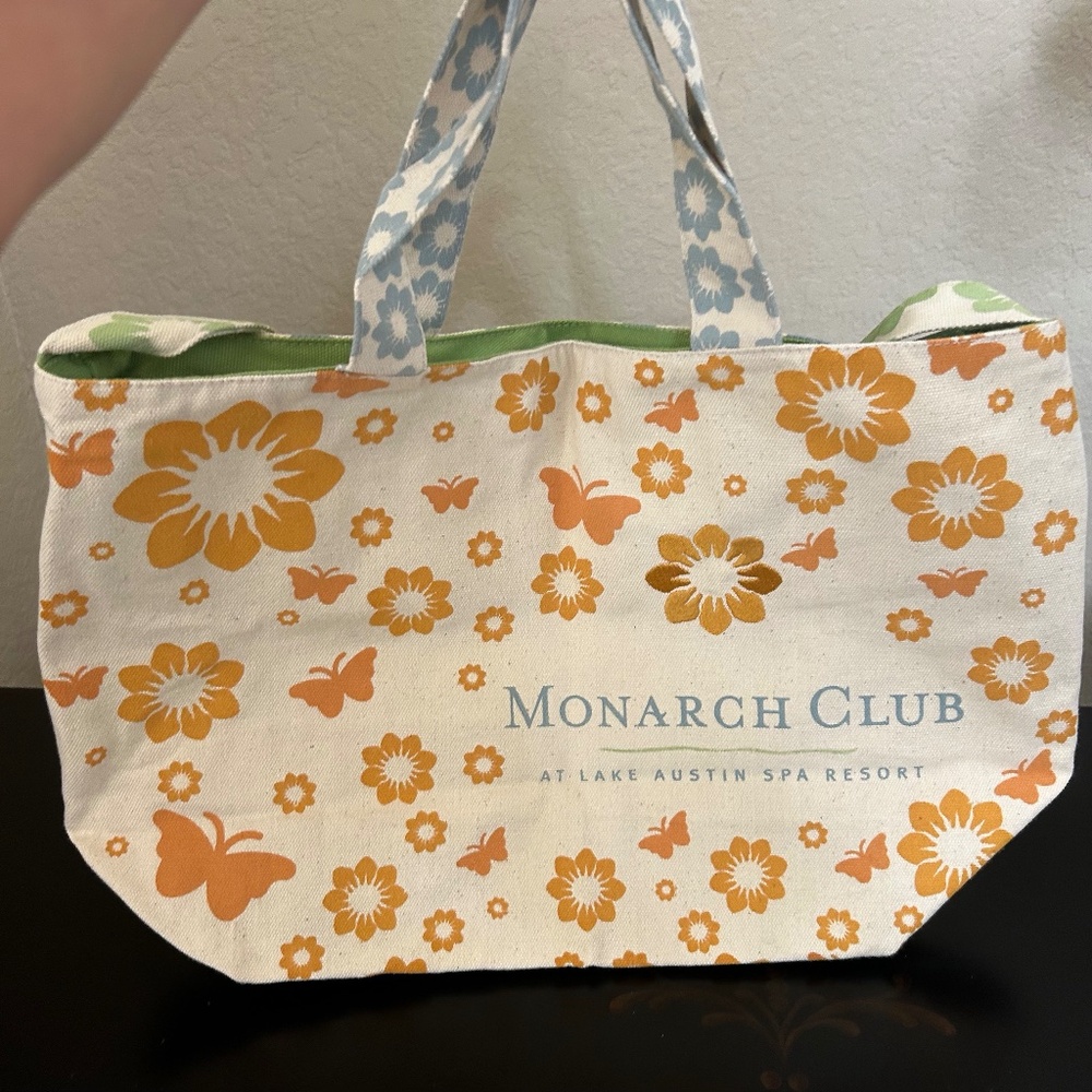Monarch Club Lake Austin Spa Tote Bag. NWOT